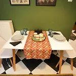 Apartment Yeni Jami