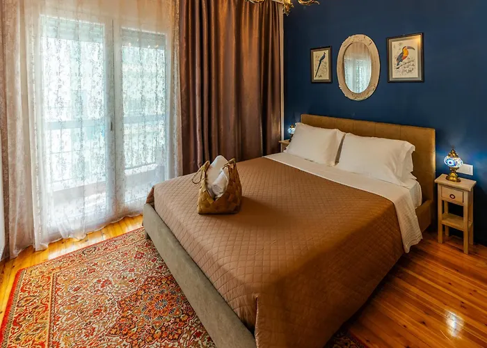 Apartament Yeni Jami Salonic